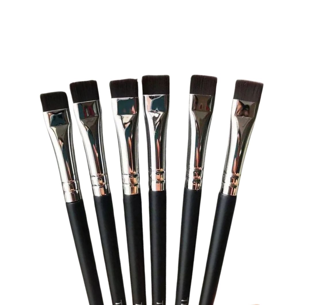 Flat Brush - GirlzKorner